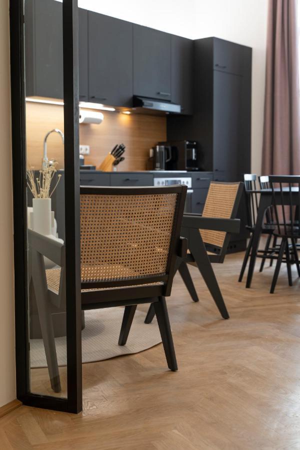 Josef'S Home I Deluxe Apartment In Ideal Location Вена Экстерьер фото